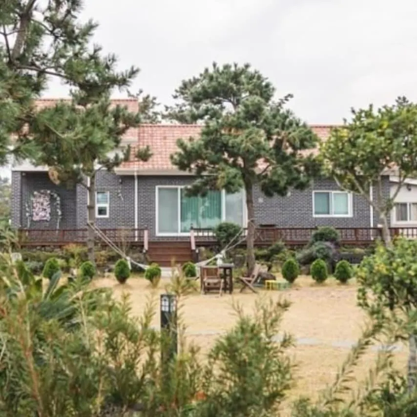 Holiday home Lalala The Pretty Hyeopjae Pension South Korea
